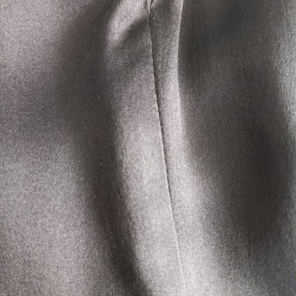 Milly Black Silk Halter Blouse Metal Flower Detail 8 NWT - Picture 10 of 13